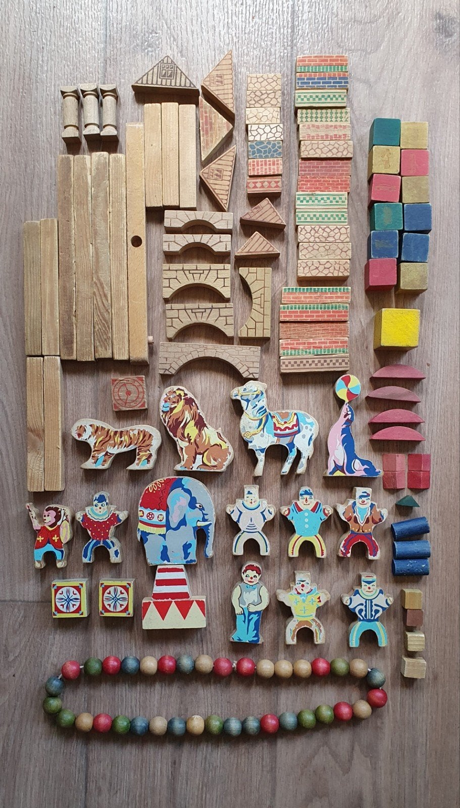 Vintage speelgoed circus figuren, ketting met houten kralen, Ophalen of Verzenden, Gebruikt, Overige typen