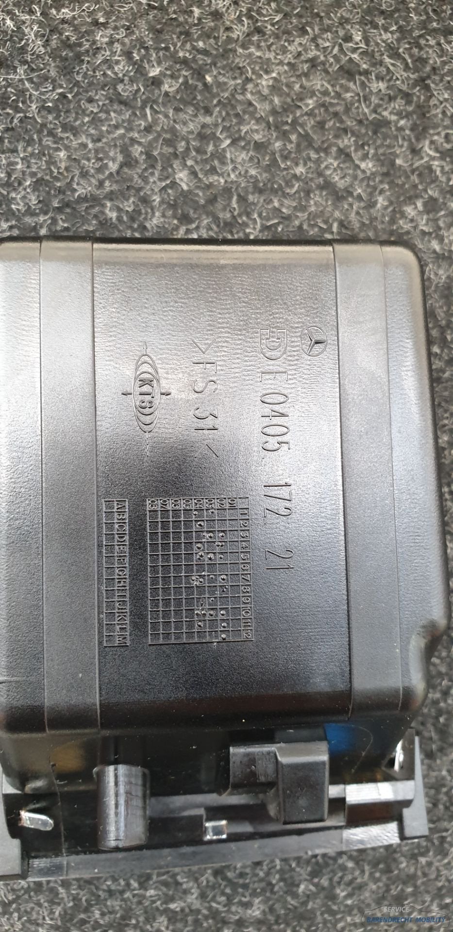 Asbak W209 Mercedes niet gerookt E040517221 origineel 2002 /, Gebruikt, Mercedes-Benz AG, Mercedes-Benz, Ophalen of Verzenden