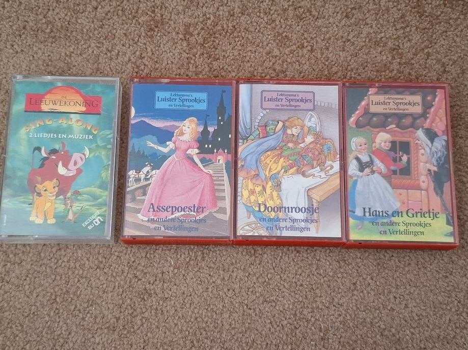 4 cassettebandjes met luistersprookjes en De leeuwekoning, Ophalen of Verzenden, Overige merken