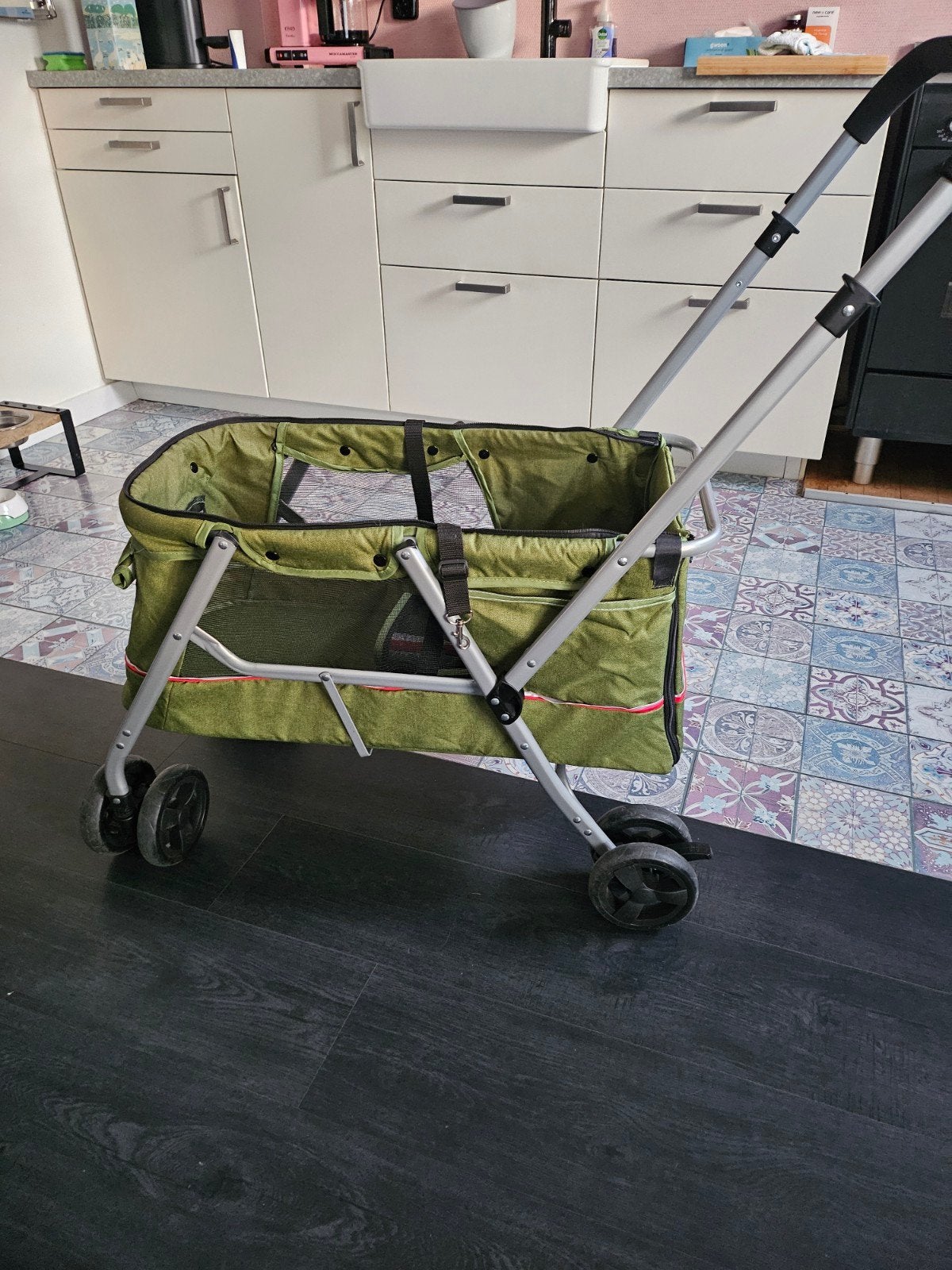 hondenbuggy, Ophalen, Zo goed als nieuw, Hondenbuggy
