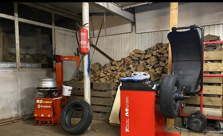 Balanceer- en bandenapparaat met accessoires, Auto diversen, Autogereedschap, Ophalen, Zo goed als nieuw