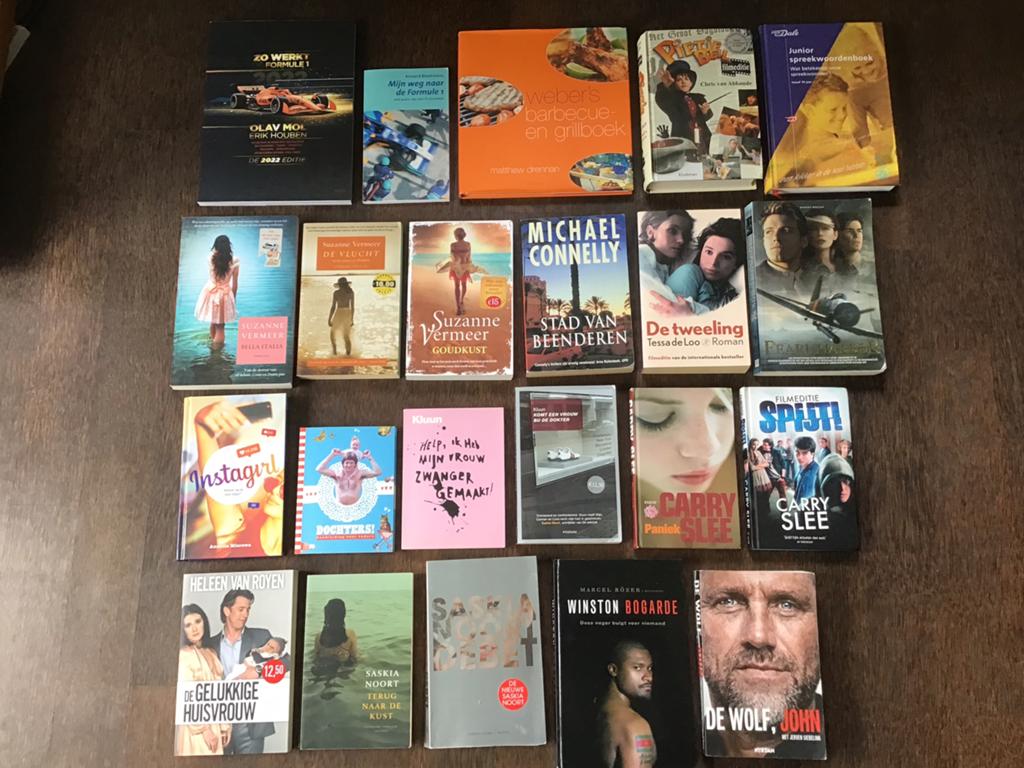 Diverse boeken o.a. Suzanne Vermeer - Kluun - Carry Slee etc, Ophalen of Verzenden, Gelezen