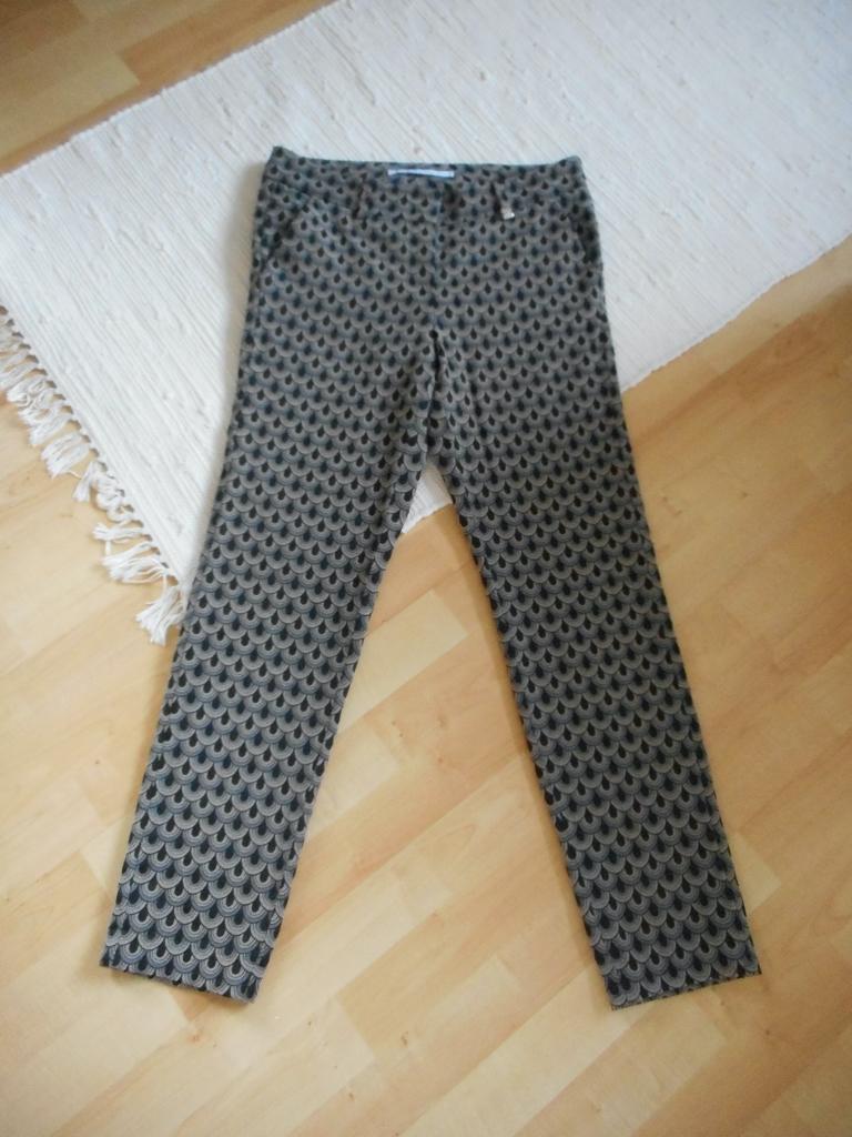 Broek met print van Raffaello Rossi, maat 36, Zwart, Ophalen of Verzenden, Zo goed als nieuw, Raffaello Rossi