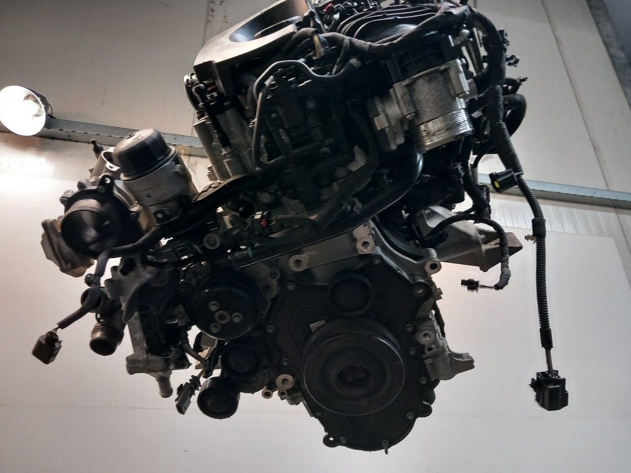Motor Land Rover Discovery, Onderdelen@venauto.nl, Van der Ven Autorecycling B.V., Ettenseweg 76, 4706 PB Roosendaal, The Netherlands