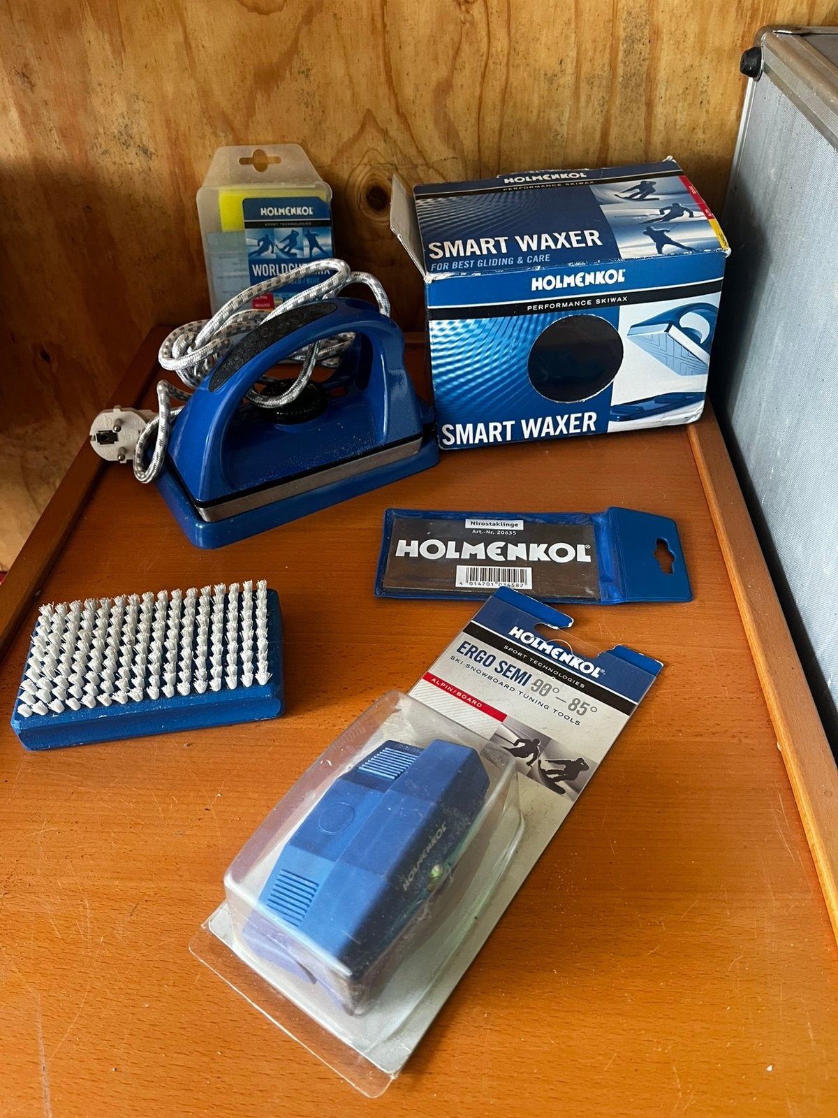 Holmenkol Ski en snowboard onderhoudset, Verzenden, Board