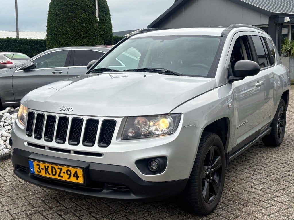 Jeep Compass 2.0 Sport LPG-G3 2013 Trekhaak Facelift, Zwart, 4 cilinders, 157 pk, Handgeschakeld