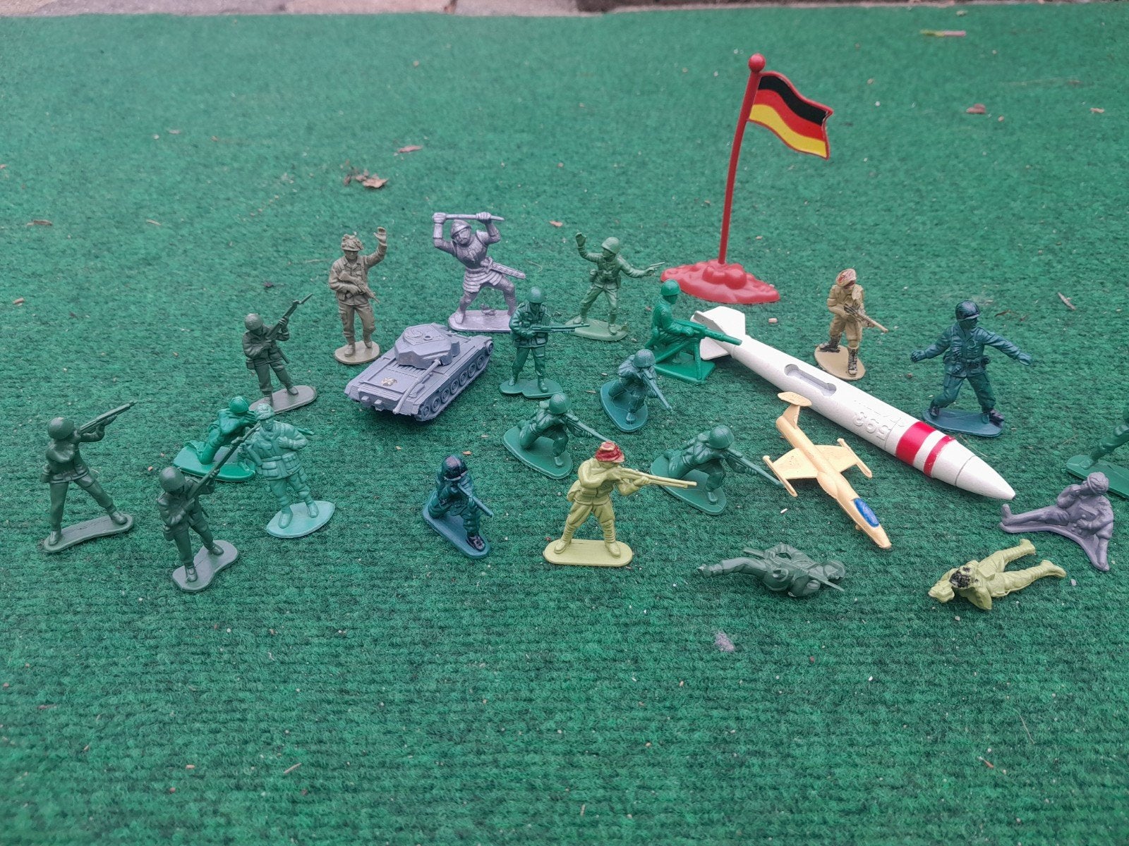 Speelgoedsoldaatjes en Militair Speelgoed Set, Ophalen of Verzenden, Gebruikt