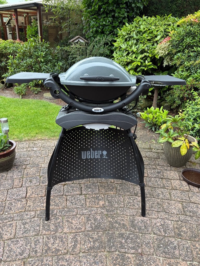 Weber Q1400 elektrische barbecue op originele standaard, Tuin en Terras, Elektrische barbecues, Ophalen, Gebruikt, Weber barbecue