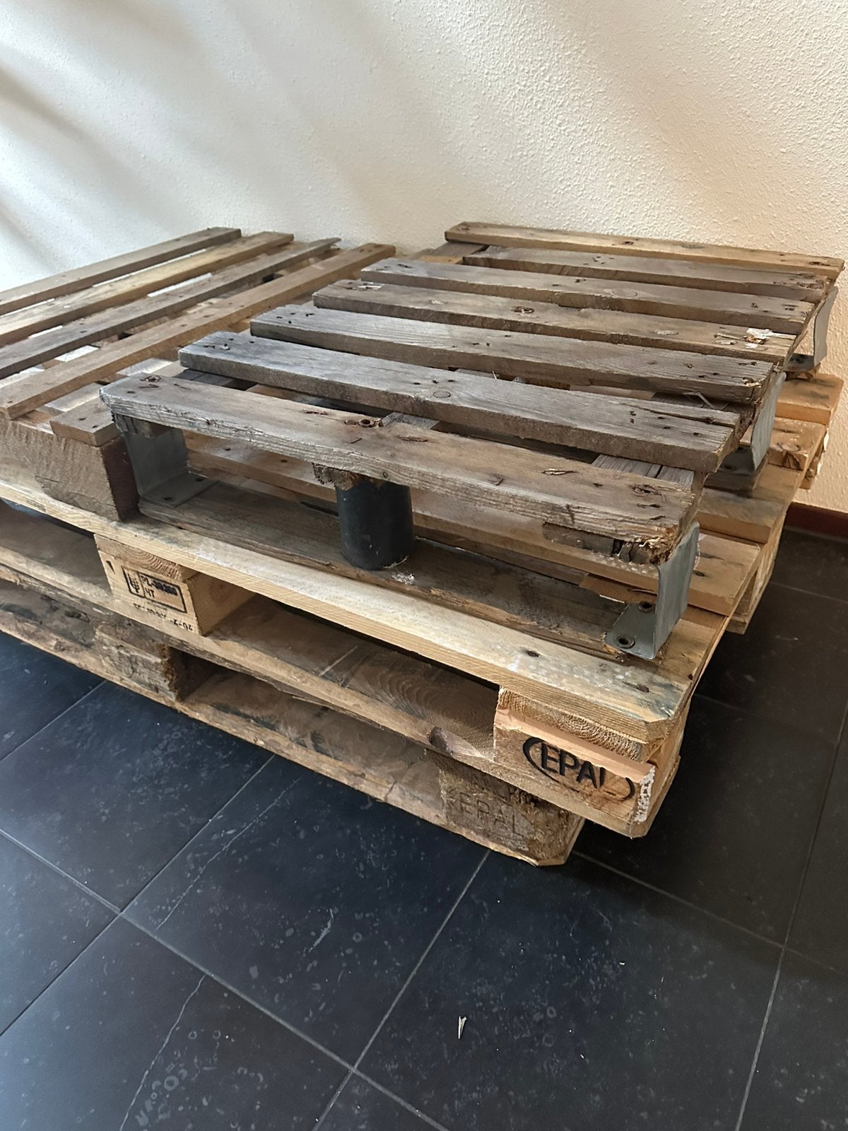 Houten Pallet - Ideaal voor decoratie of meubels, Doe-het-zelf en Verbouw, Hout en Planken, Ophalen, Gebruikt, Minder dan 25 mm