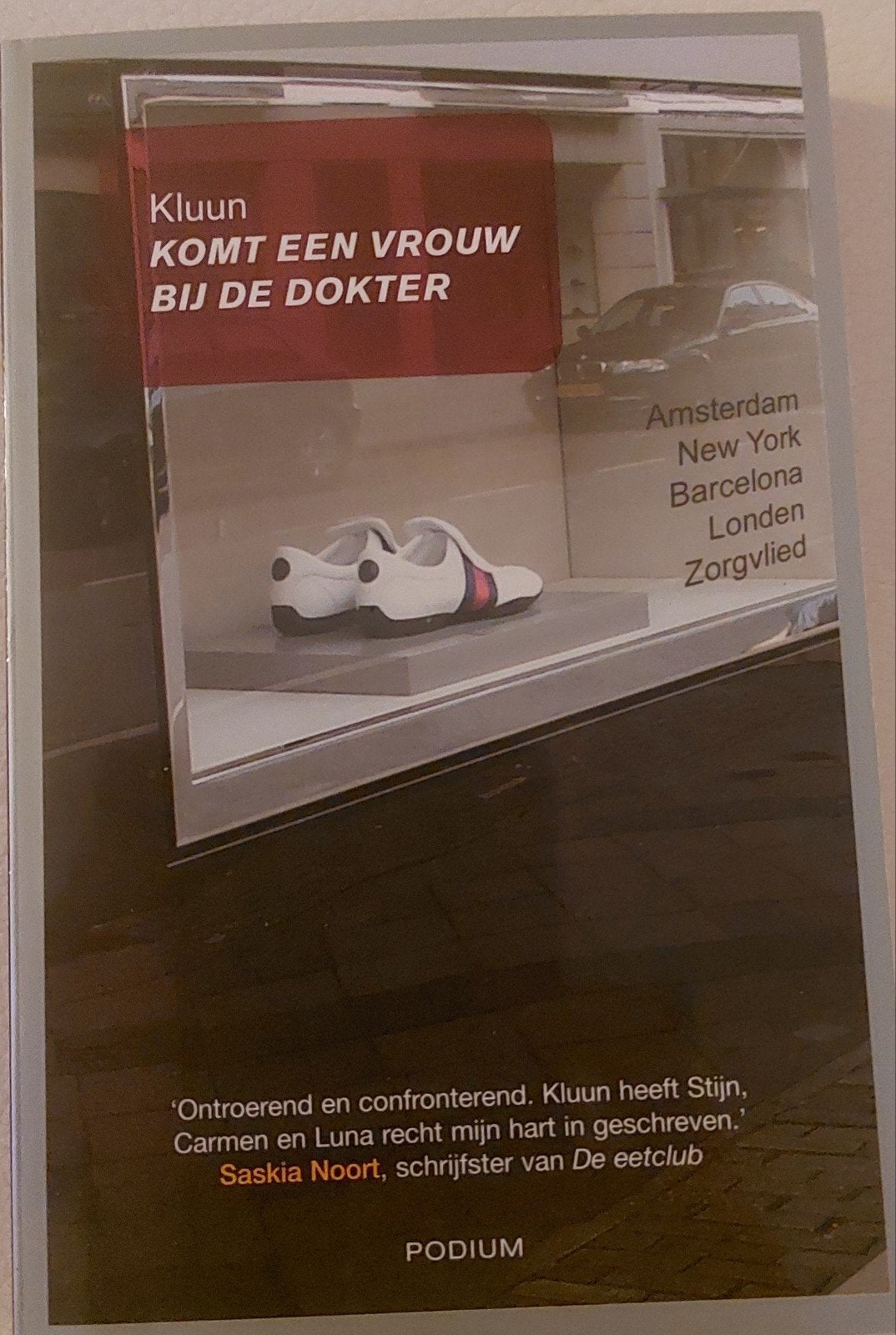 Kluun - Komt een vrouw bij de dokter (Boek), Ophalen of Verzenden, Gelezen, Kluun, Nederland