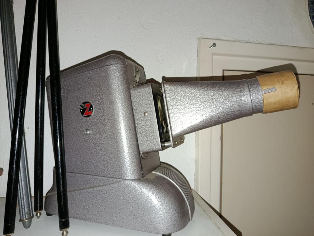 Vintage Zett Projector - Klassieke Filmprojector, Ophalen of Verzenden