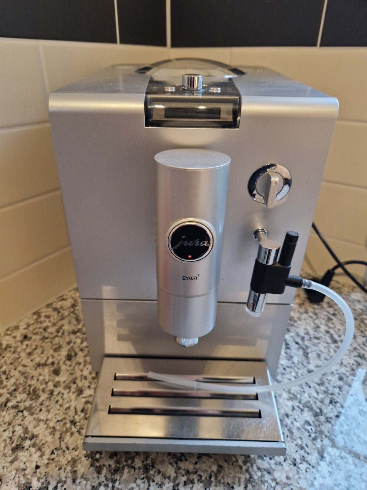 Jura ENA 7 Koffiemachine met accessoires, Witgoed en Apparatuur, Koffiezetapparaten, Ophalen, Gebruikt, Koffiemachine, Koffiebonen