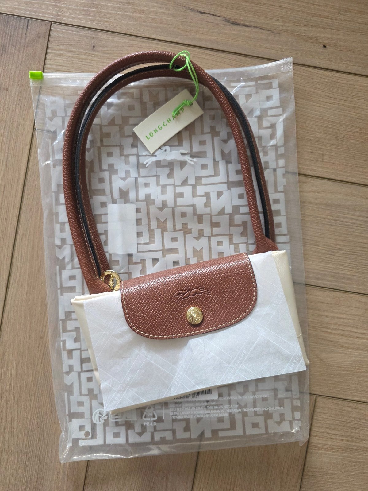 longchamp le pliage M, Ophalen of Verzenden, Nieuw, Beige, Handtas