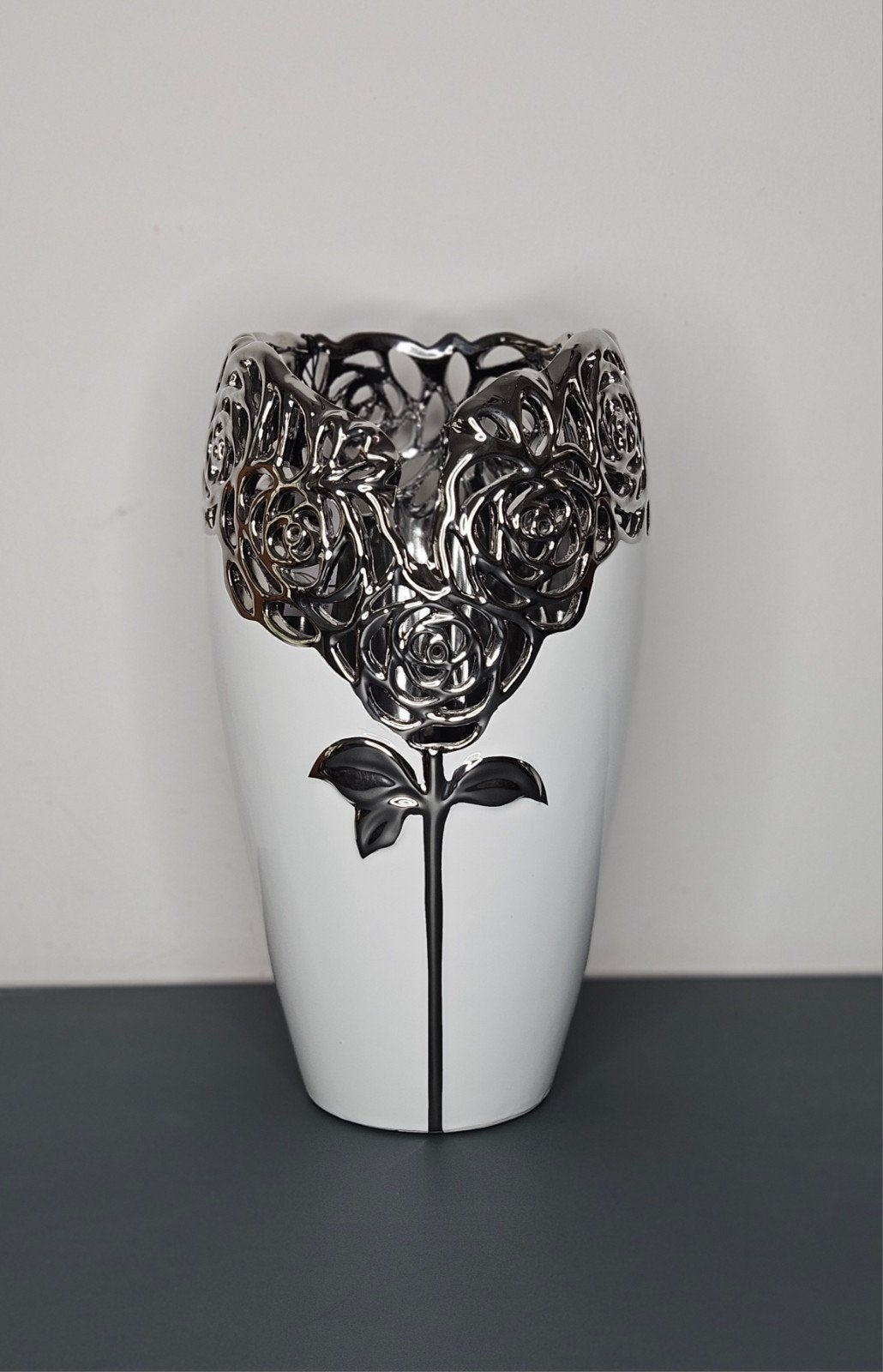Vaas "Roos" wit/zilver H.31.5cm