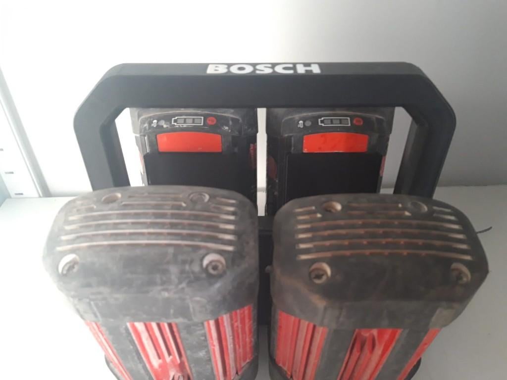 Bosch GBA 36V accuhouder incl. wandhouder 2-in-1, Ophalen of Verzenden, Nieuw