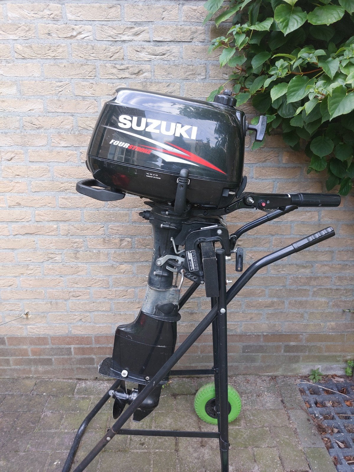 Suzuki DF5 buitenboordmotor, Ophalen, Gebruikt