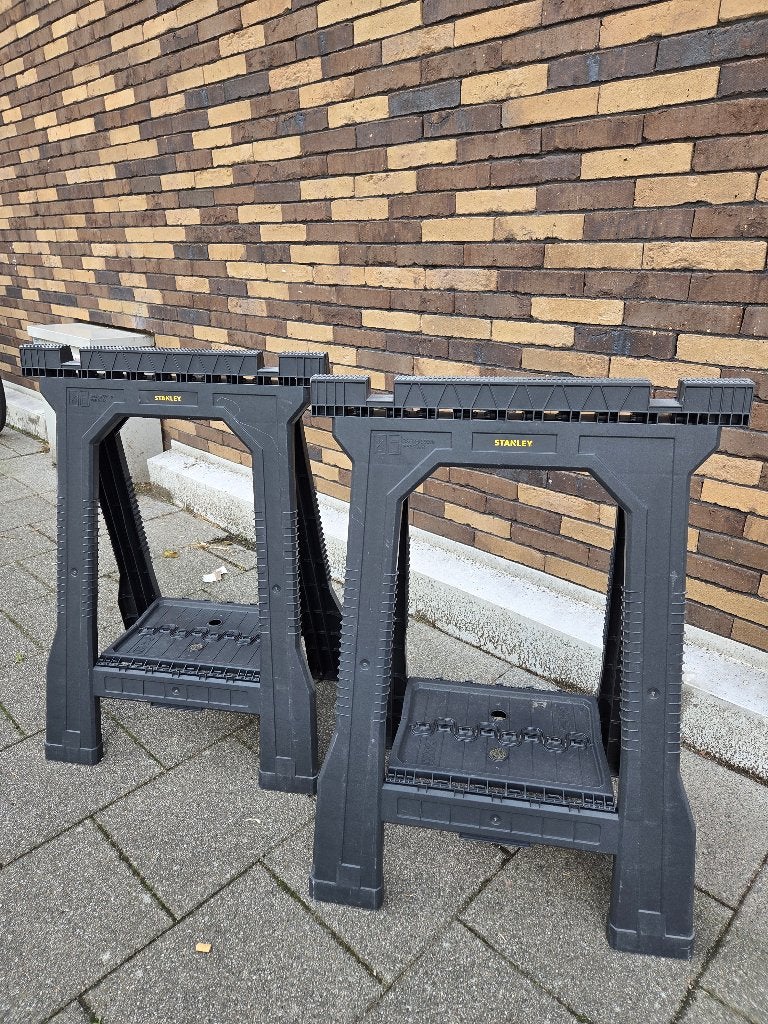 2x stanly Schraag 80 hoog 57 br 350 kg inklapbaar, Doe-het-zelf en Verbouw, Werkbanken, Ophalen of Verzenden, Gebruikt, Minder dan 70 cm