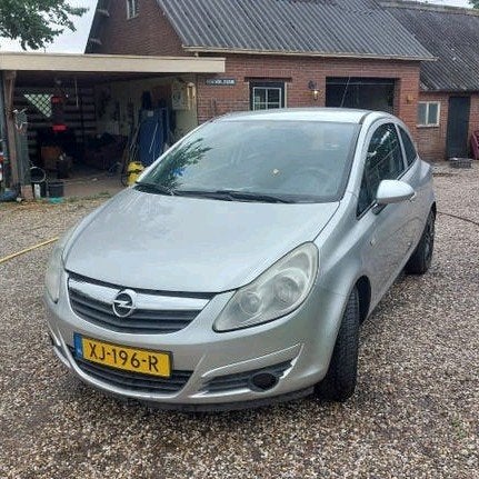 Opel Corsa 1.2 16V 3D 2008 Grijs, ingebouwde fietsendrager, Auto's, Opel, Voorwielaandrijving, 40 €/maand, 4 cilinders, 1229 cc