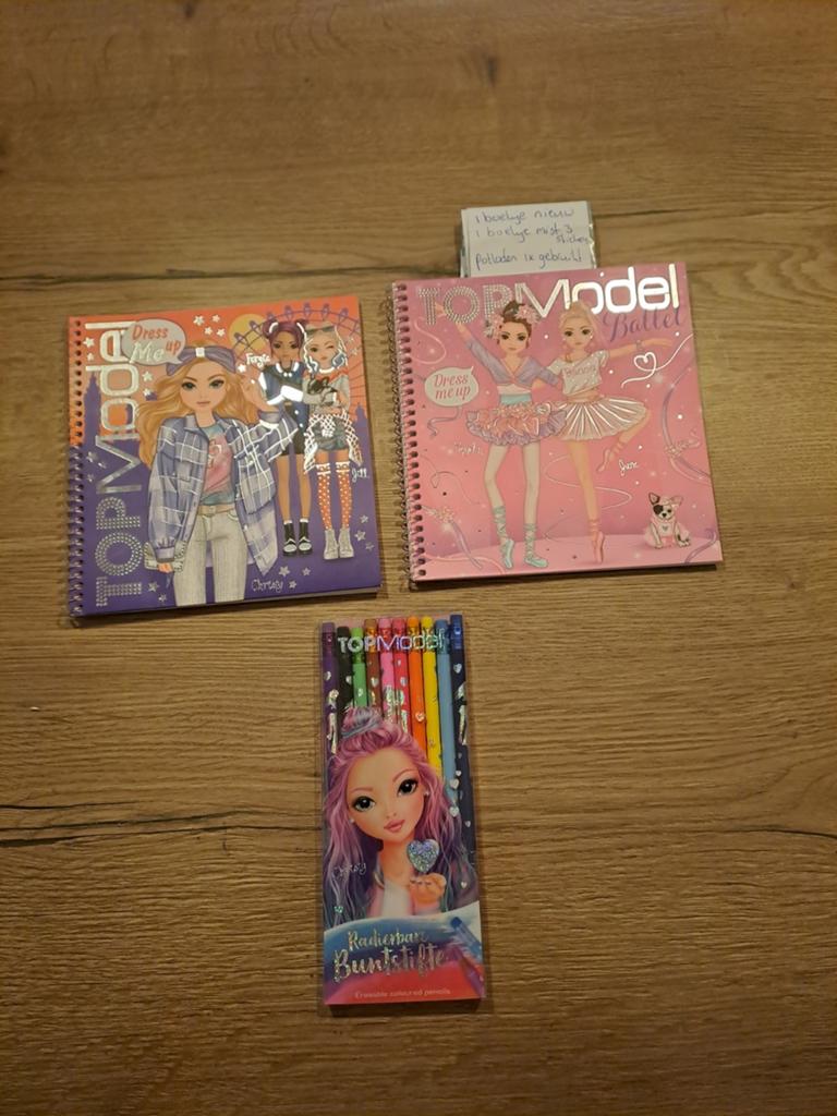 TopModel Dress Me Up boeken en potloden set, Ophalen of Verzenden, Zo goed als nieuw, Taal en Lezen