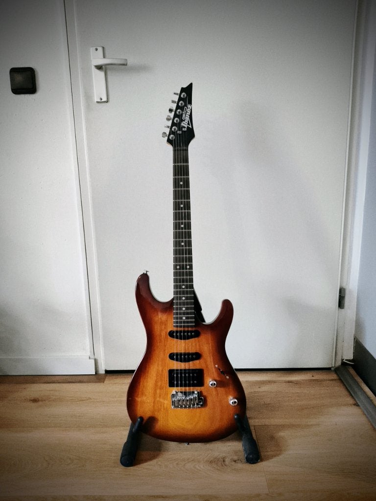 Ibanez Gio SSH Strat‑style electrische gitaar (GRX‑serie)