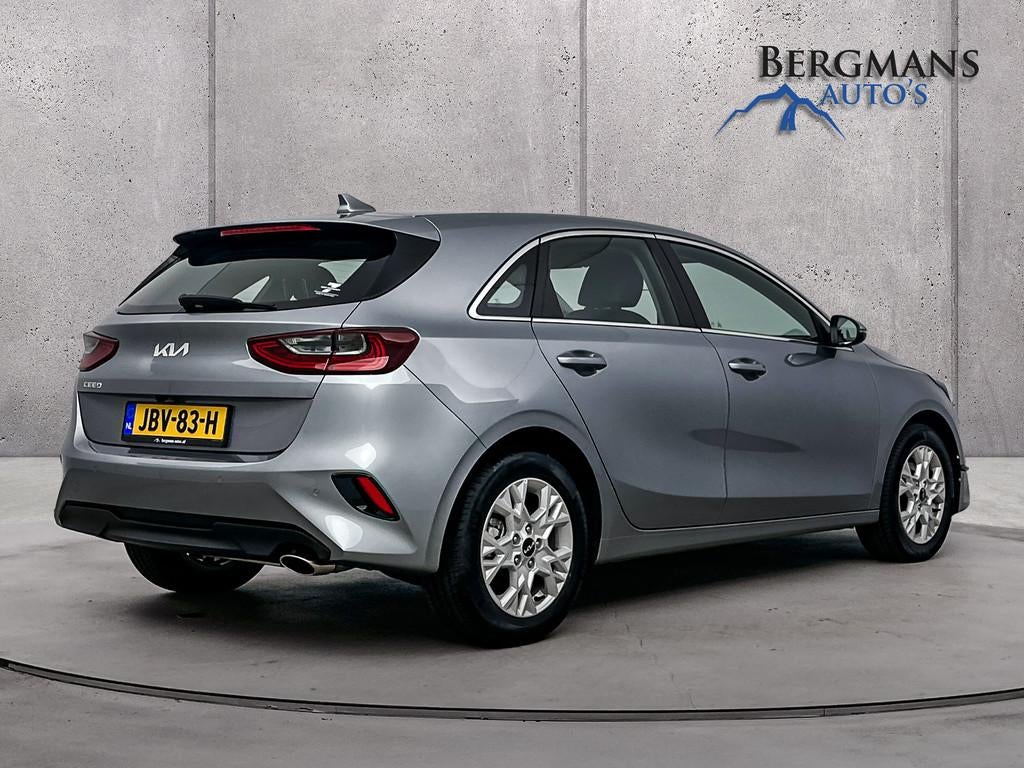 Kia Ceed 1.5 T-GDi DynamicLine // DEALERONDERHOUDEN // PARKE, Gebruikt, 4 cilinders, 160 pk, Bedrijf