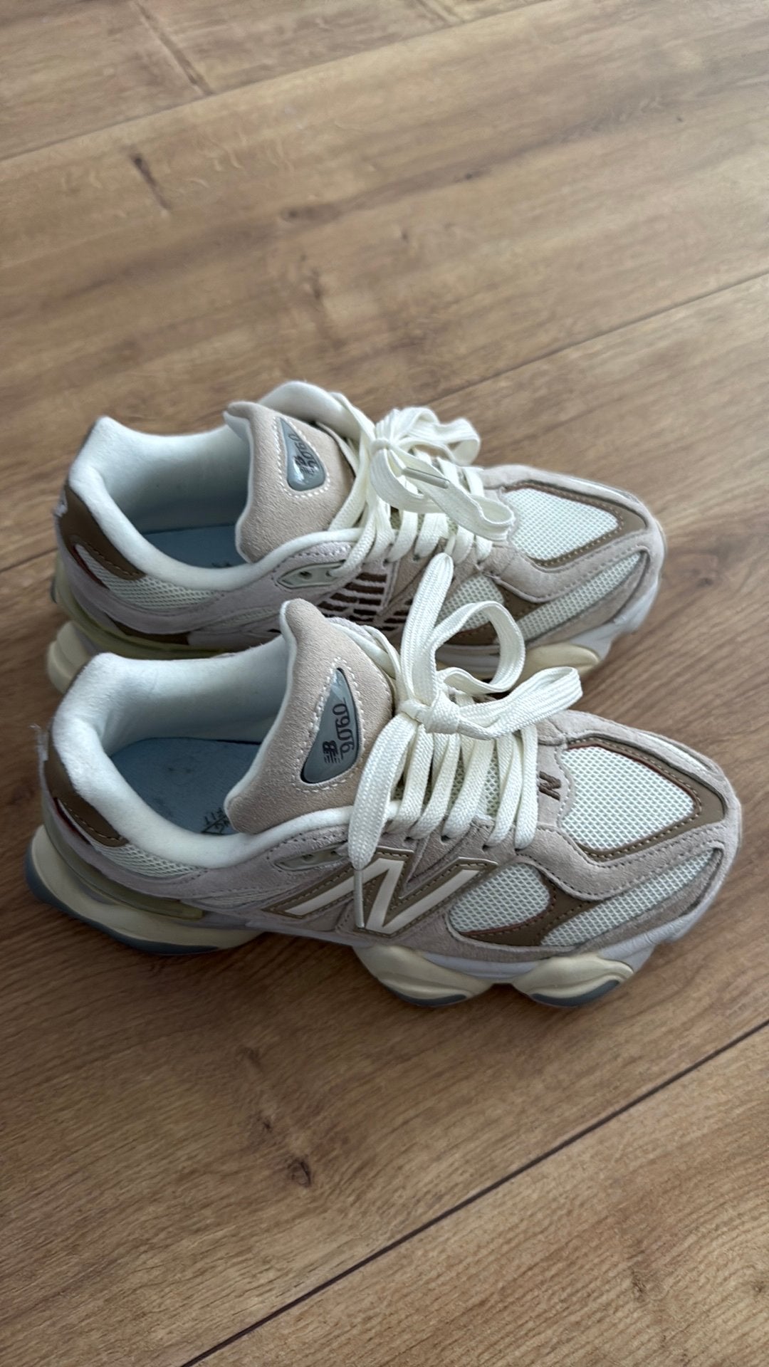 New balance 9060 maat 36, Ophalen of Verzenden, Zo goed als nieuw, Sneakers of Gympen
