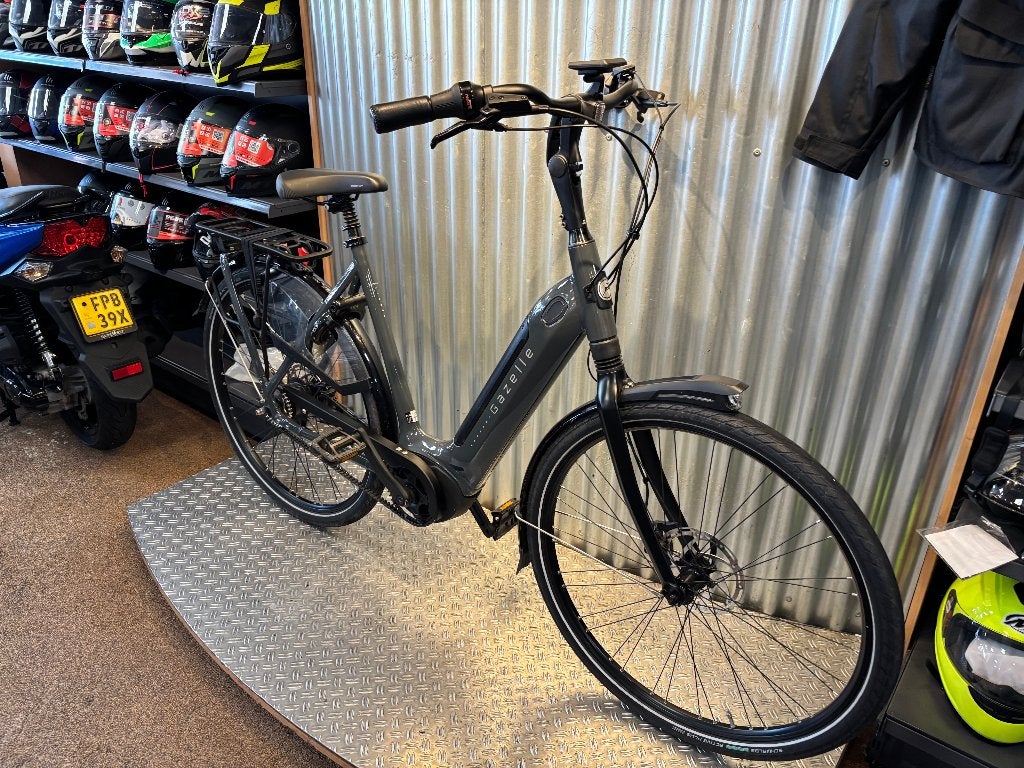 Mooie Gazelle Grenoble C5 elegant comfort demo 53cm en 57 cm, Fietsen en Brommers, Elektrische fietsen, Ophalen, Zo goed als nieuw