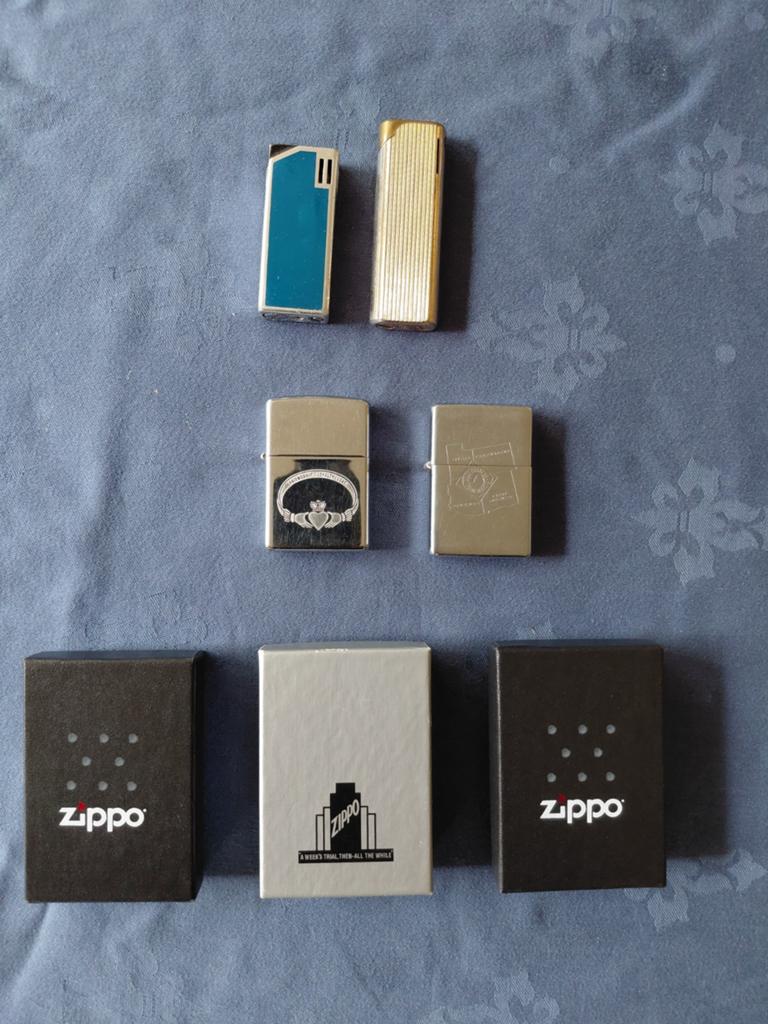 Zippo aanstekers en andere aanstekers, Verzamelen, Rookartikelen, Aanstekers en Luciferdoosjes, Ophalen of Verzenden, Gebruikt