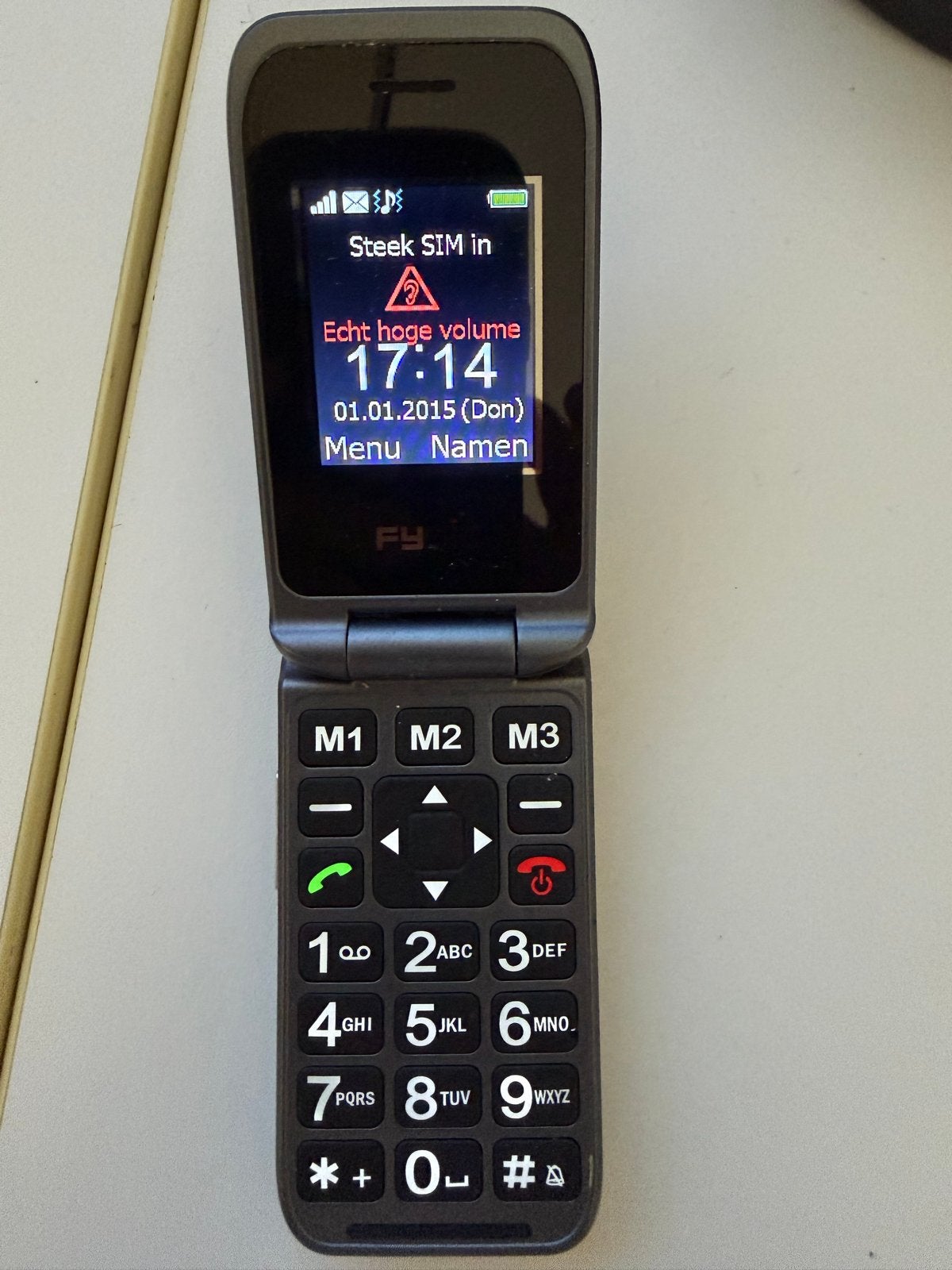 Fysic F25 Senioren Klaptelefoon - Gebruiksvriendelijk, Geen camera, Inklapmodel, Ophalen of Verzenden, Zo goed als nieuw