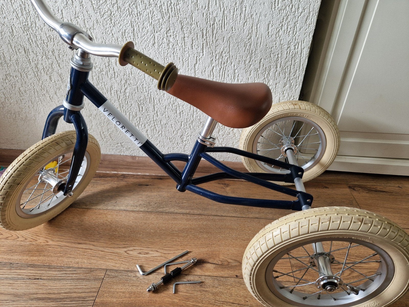 Veloretti  fiets, Ophalen, Zo goed als nieuw, Veloretti, Verstelbare zitting