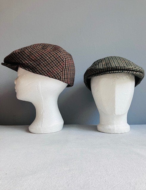 Flat caps wol geruit bruin groen maat 57 en 60, Kleding | Heren, Ophalen of Verzenden, Zo goed als nieuw, 57 cm (M, 7⅛ inch) of minder