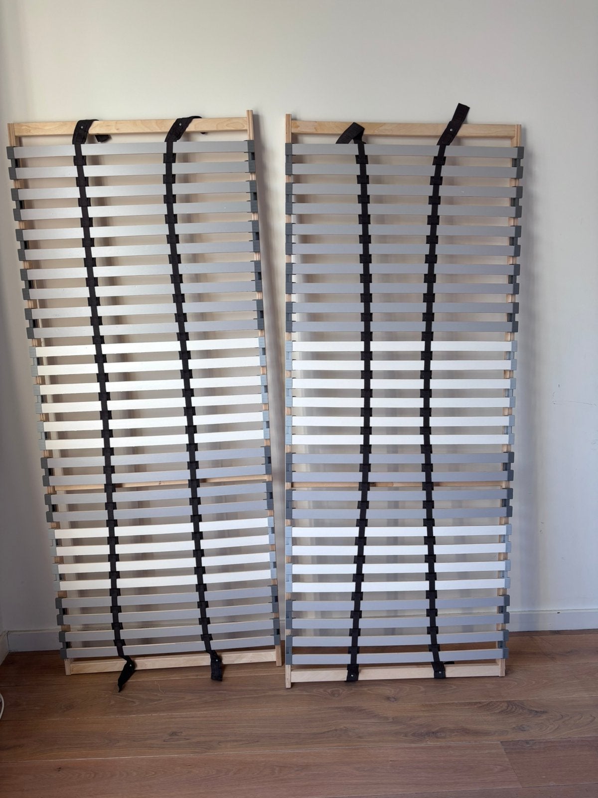 Twee Ikea lonset lattenbodems 80x200, Ophalen, Zo goed als nieuw, Eenpersoons, 80 cm