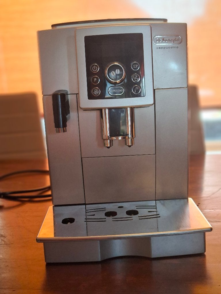 Delonghi cappuccino koffiemachine, Witgoed en Apparatuur, Koffiezetapparaten, Koffiemachine, Ophalen of Verzenden, Zo goed als nieuw