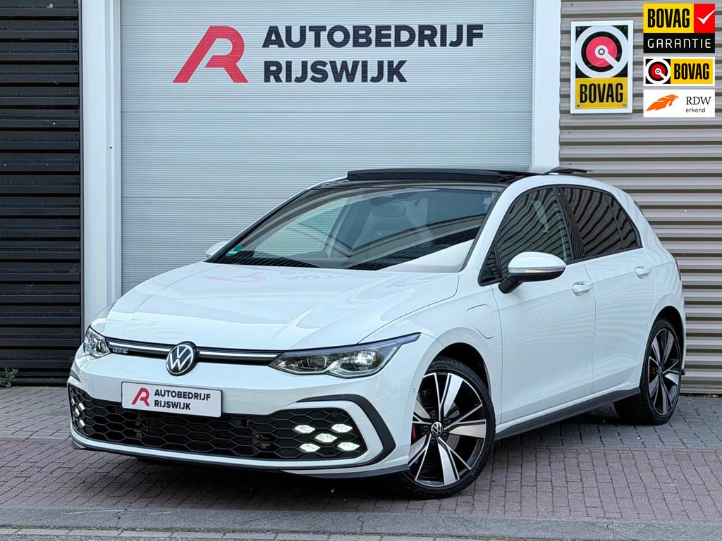 Volkswagen Golf 1.4 eHybrid GTE Pano/Leer/HuD/Matrix, 12 maanden, Gebruikt, 4 cilinders, Wit