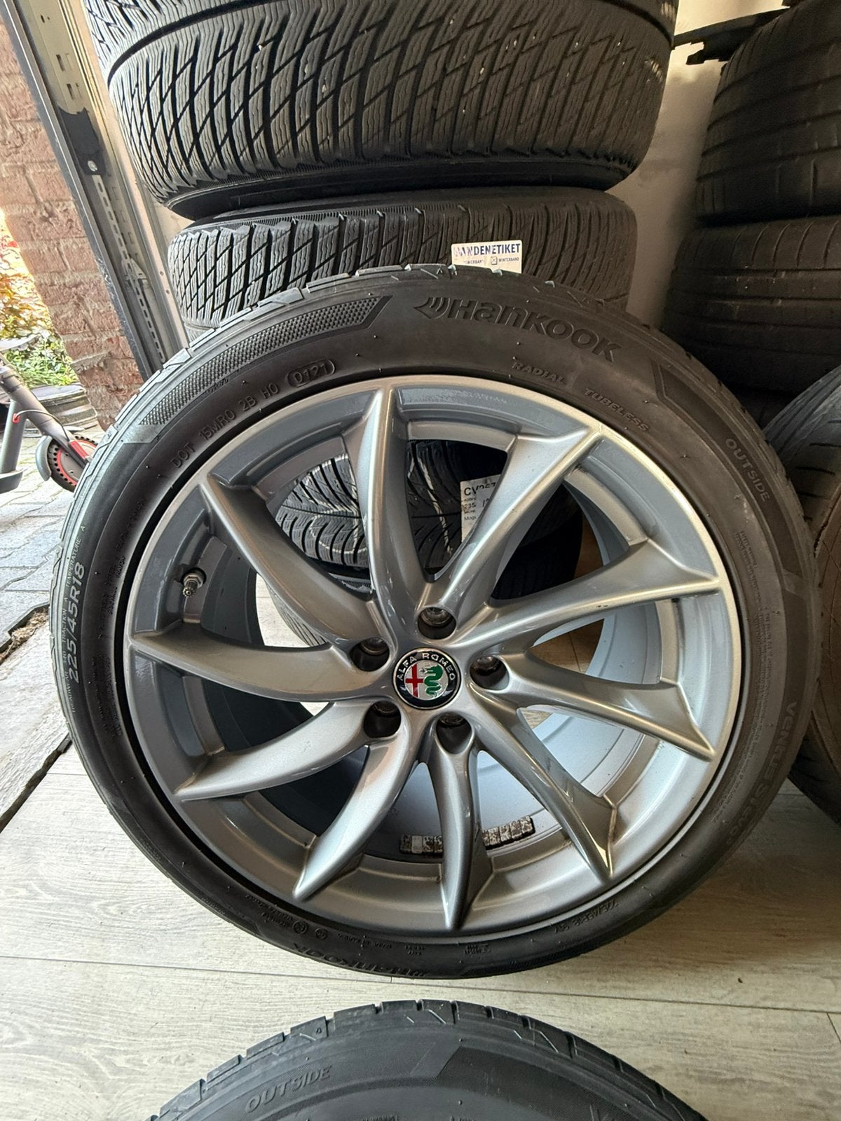 Alfa Romeo turbine velgen / zomer / antraciet / 18 inch /, 18 inch, ----, ----, Banden en Velgen