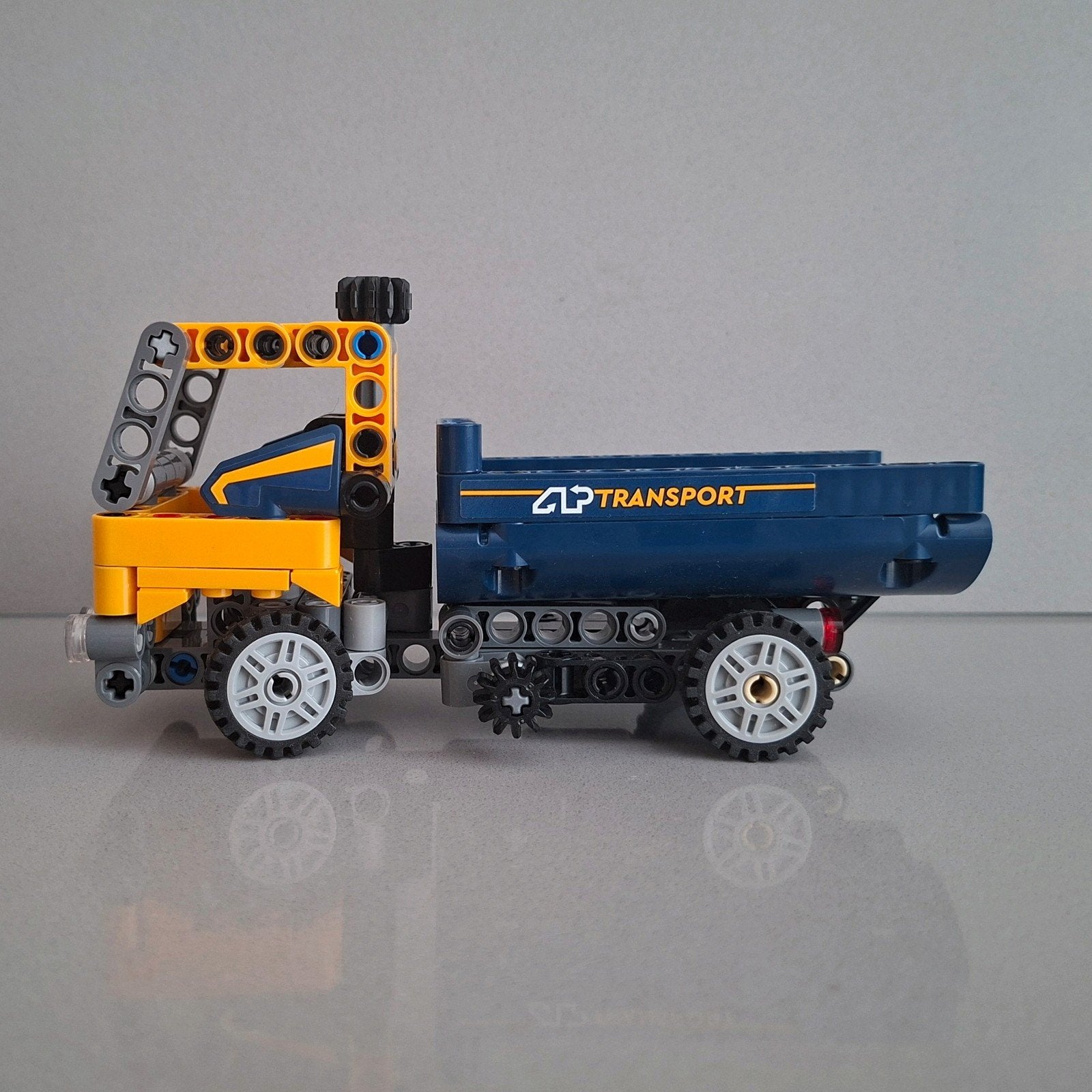 Lego - 42147 - Technic Kiepwagen - AP Transport, Ophalen, Zo goed als nieuw, Overige merken