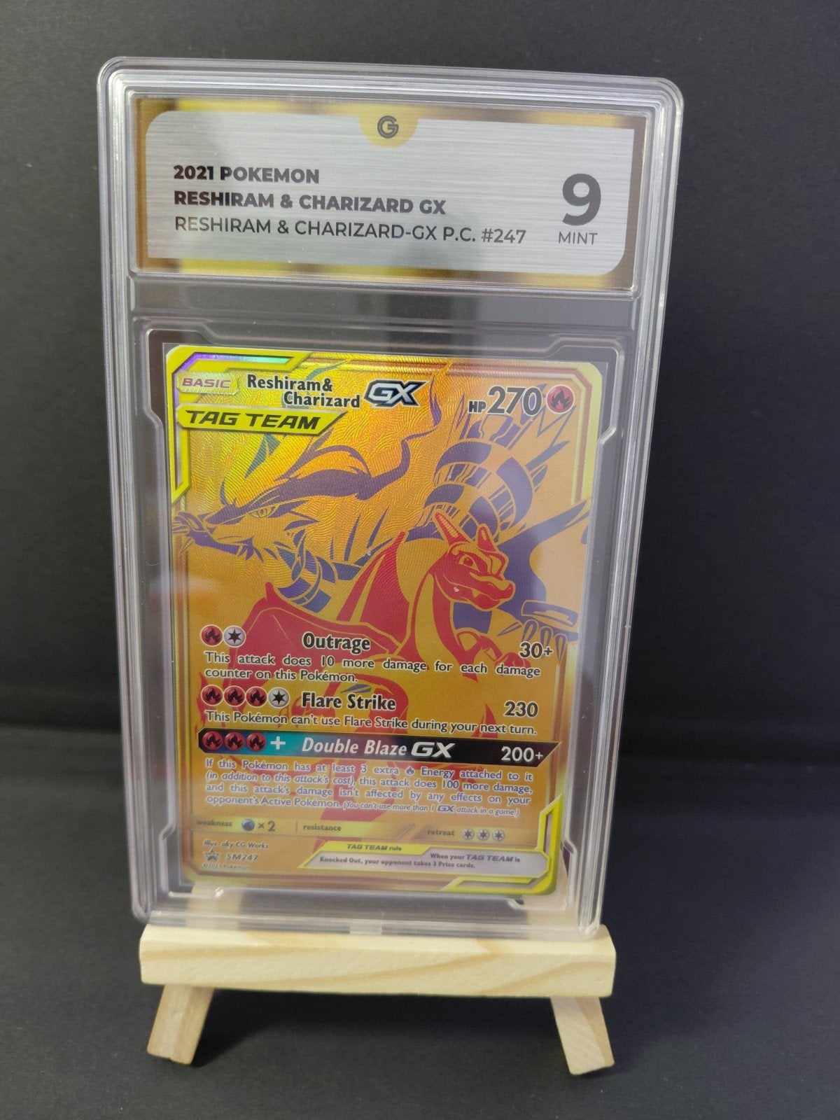 Reshiram & Charizard SM247 Pokémon 2021, Ophalen of Verzenden, Nieuw, Losse kaart, Foil