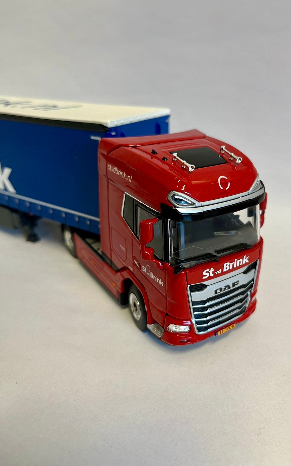 St vd Brink DAF XG+ met huifoplegger 1:50, Hobby en Vrije tijd, Modelauto's | 1:50, St vd Brink, Nieuw, Tolweg 15 Ermelo, Ophalen of Verzenden
