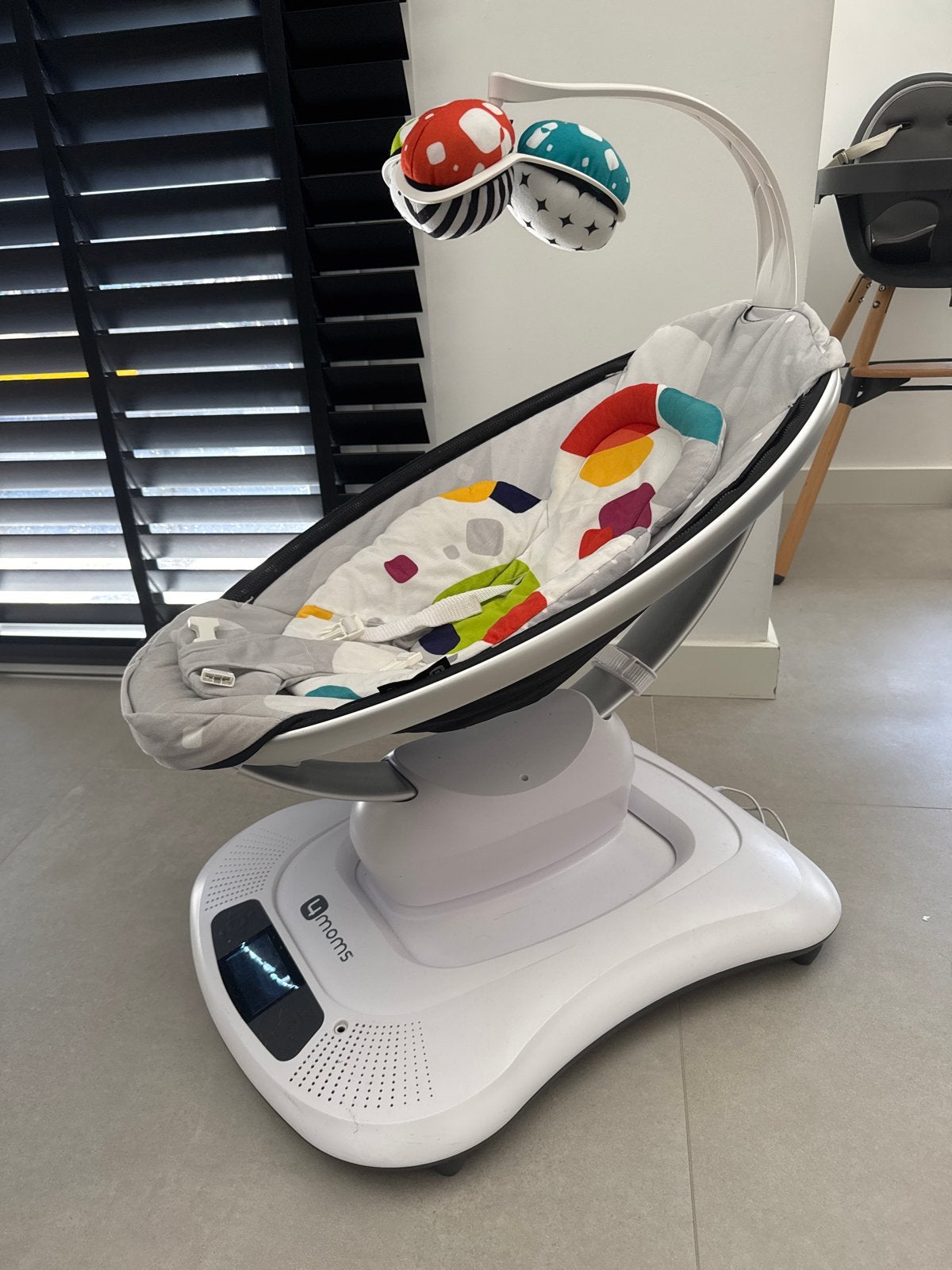 4moms mamaRoo 4.0 Wipstoel - Silver Plush, Overige merken, Wipstoel, Ophalen of Verzenden, Met gordel(s) of riempje(s)