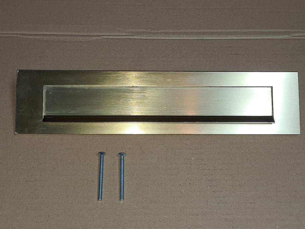 Te koop Brievenbus Klep Brons messing kleur, Tuin en Terras, Brievenbussen, Gebruikt, Brievenbusklep, Verzenden, Aluminium