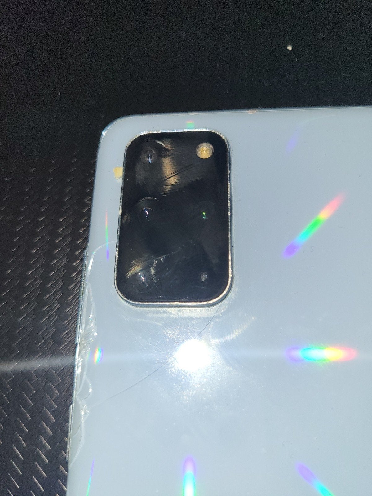 Foto 5 van Prima Galaxy S20 126 GB Beetje kapot doet het prima