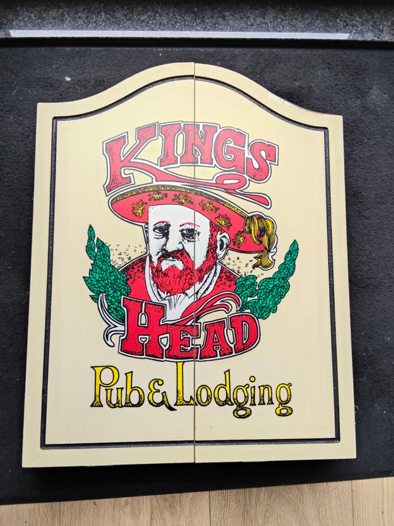 Dartbord Harrows met kast en darts, Sport en Fitness, Ophalen, Gebruikt, Dartbord