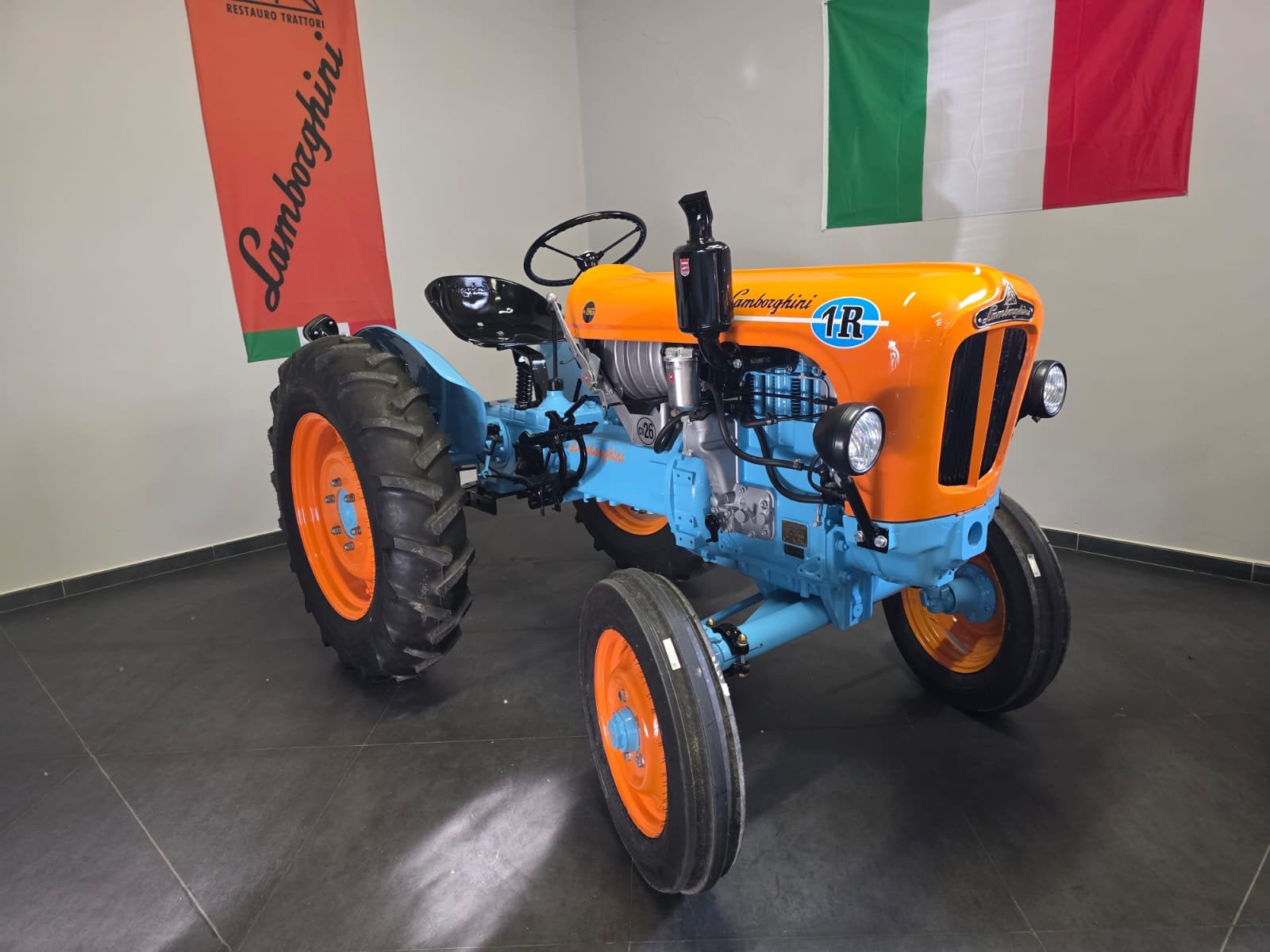Lamborghini 1R Oldtimer Tractor ZELDZAAM A1 CONDITIE!, Zakelijke goederen, Agrarisch | Tractoren, tot 2500, Overige merken, tot 80 Pk