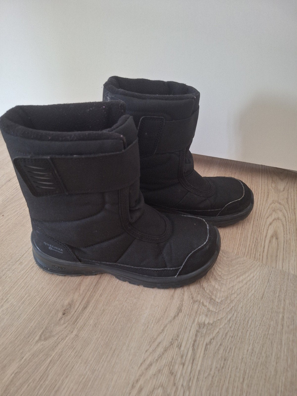 Snowboots zwart maat 35, Ophalen, Zo goed als nieuw, Jongen of Meisje, Laarzen