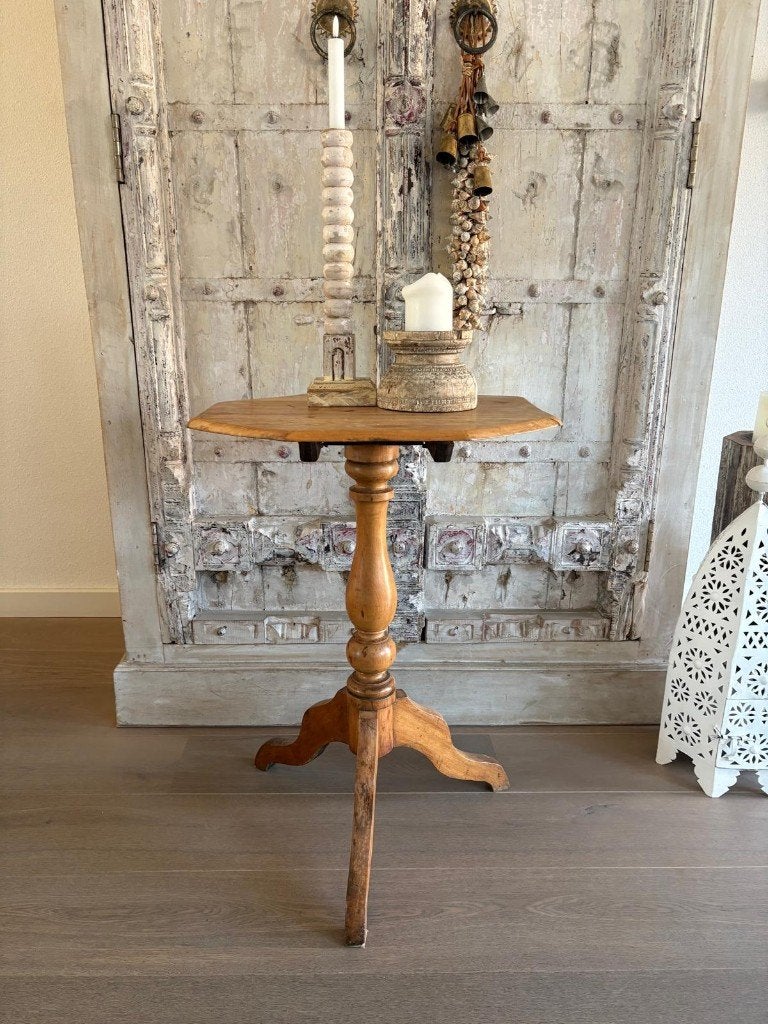 Antieke houten wijntafel bijzettafel - Ø55 cm, 70 cm hoog, Ophalen