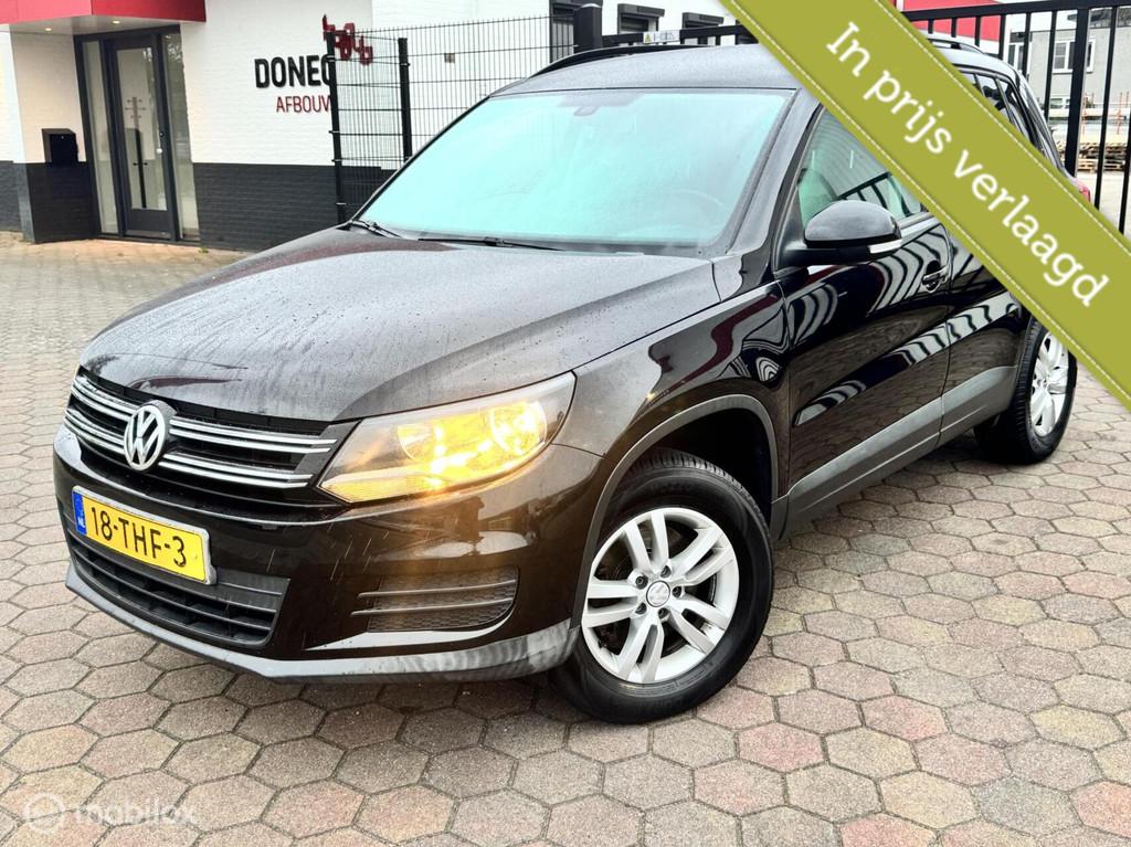 Volkswagen Tiguan 1.4 TSI Comfort&Design, Voorwielaandrijving, Euro 5, Gebruikt, Zwart