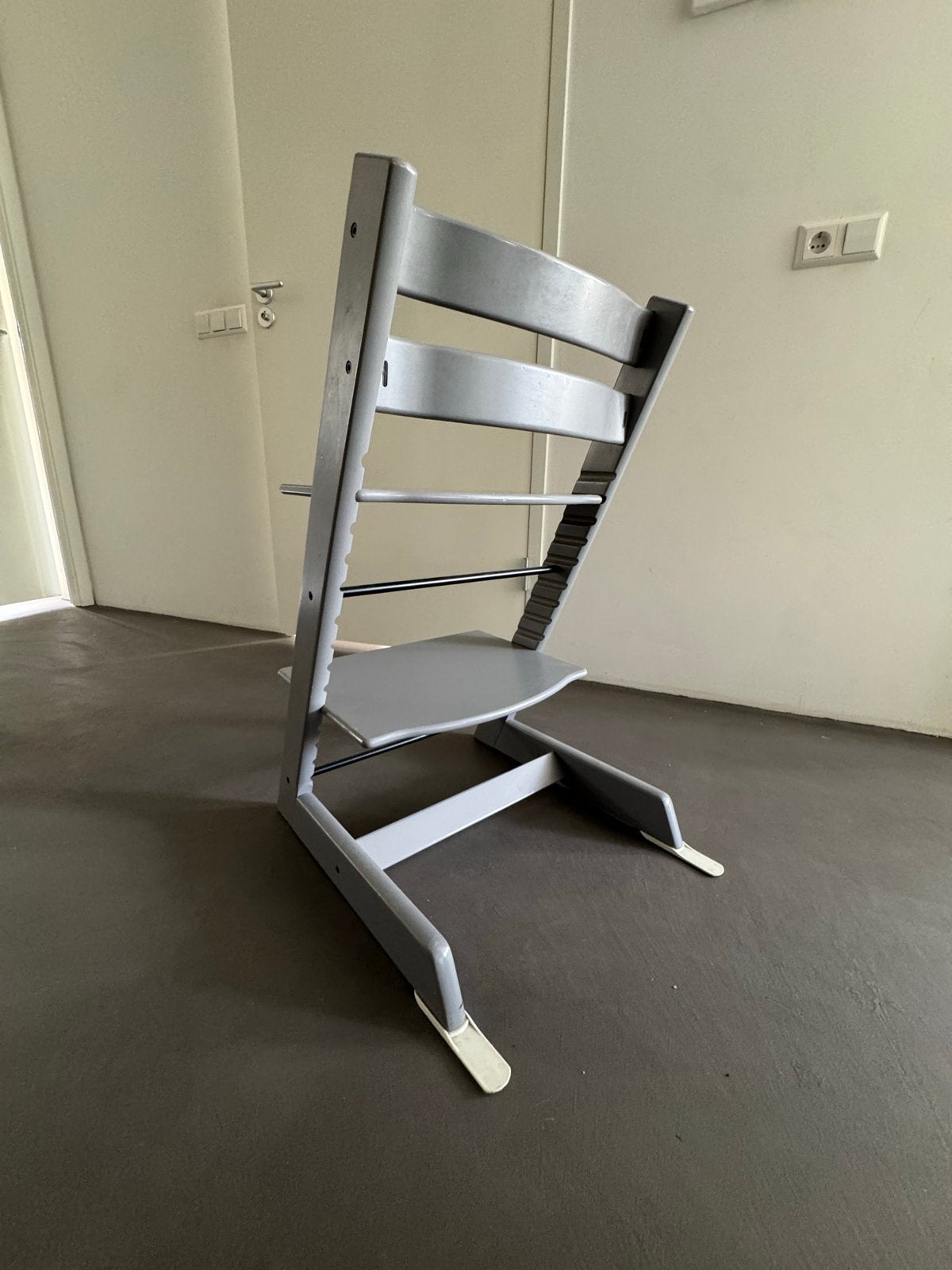 Stokke Tripp Trapp kinderstoel - Grijs, Ophalen of Verzenden, Gebruikt, Meegroeistoel, Aanschuifbaar