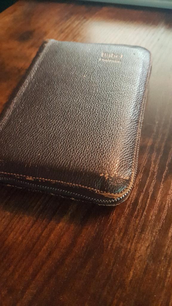 Bijbel met duimgrepen goud op snee in etui met ritssluiting., Antiek en Kunst, Antiek | Boeken en Bijbels, Verzenden, ''NN''