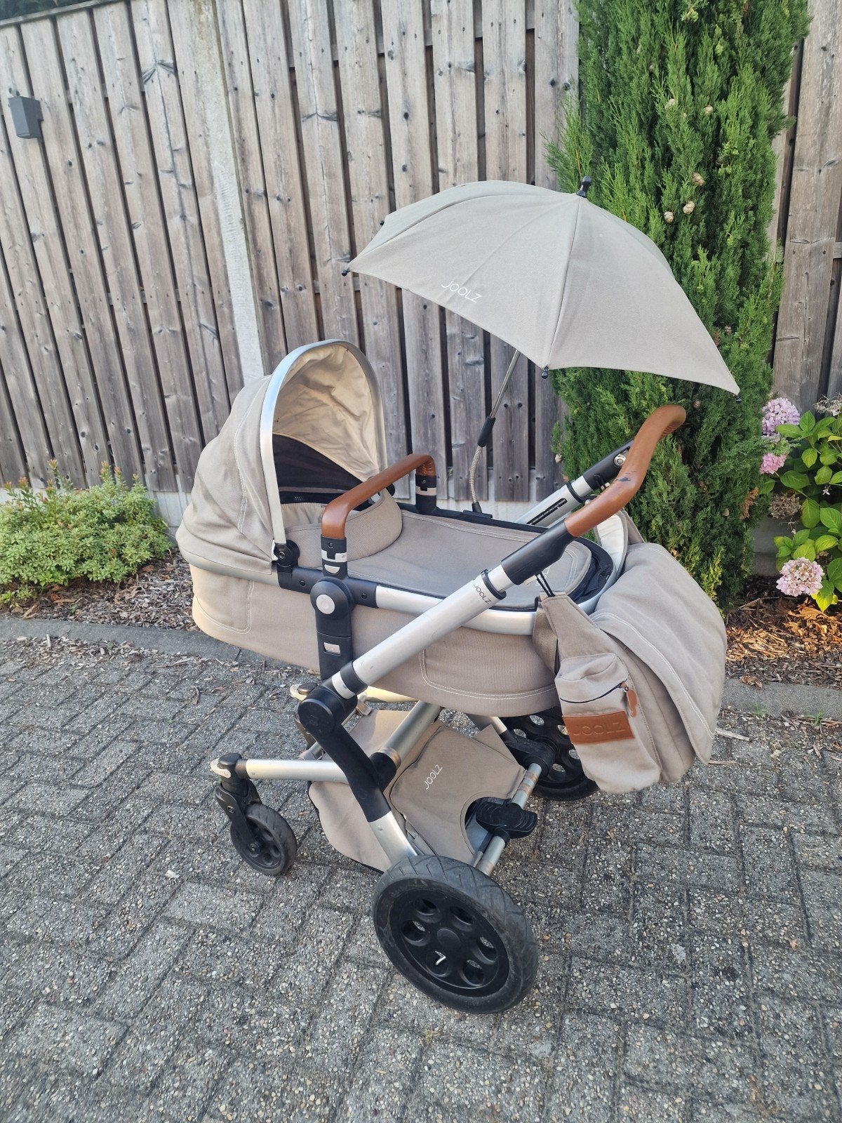 Joolz Day 3 kinderwagen met reiswieg en accessoires, Gebruikt, Verstelbare duwstang, Ophalen, Kinderwagen