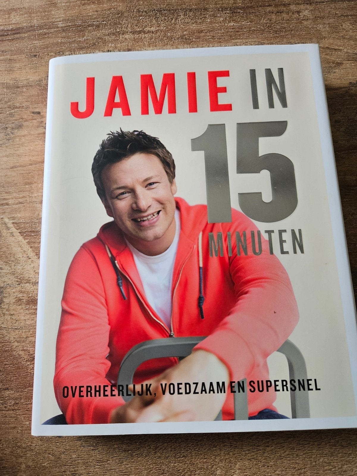 Jamie in 15 Minuten - Overheerlijk, voedzaam en supersnel, Boeken, Ophalen of Verzenden, Zo goed als nieuw, Jamie Oliver